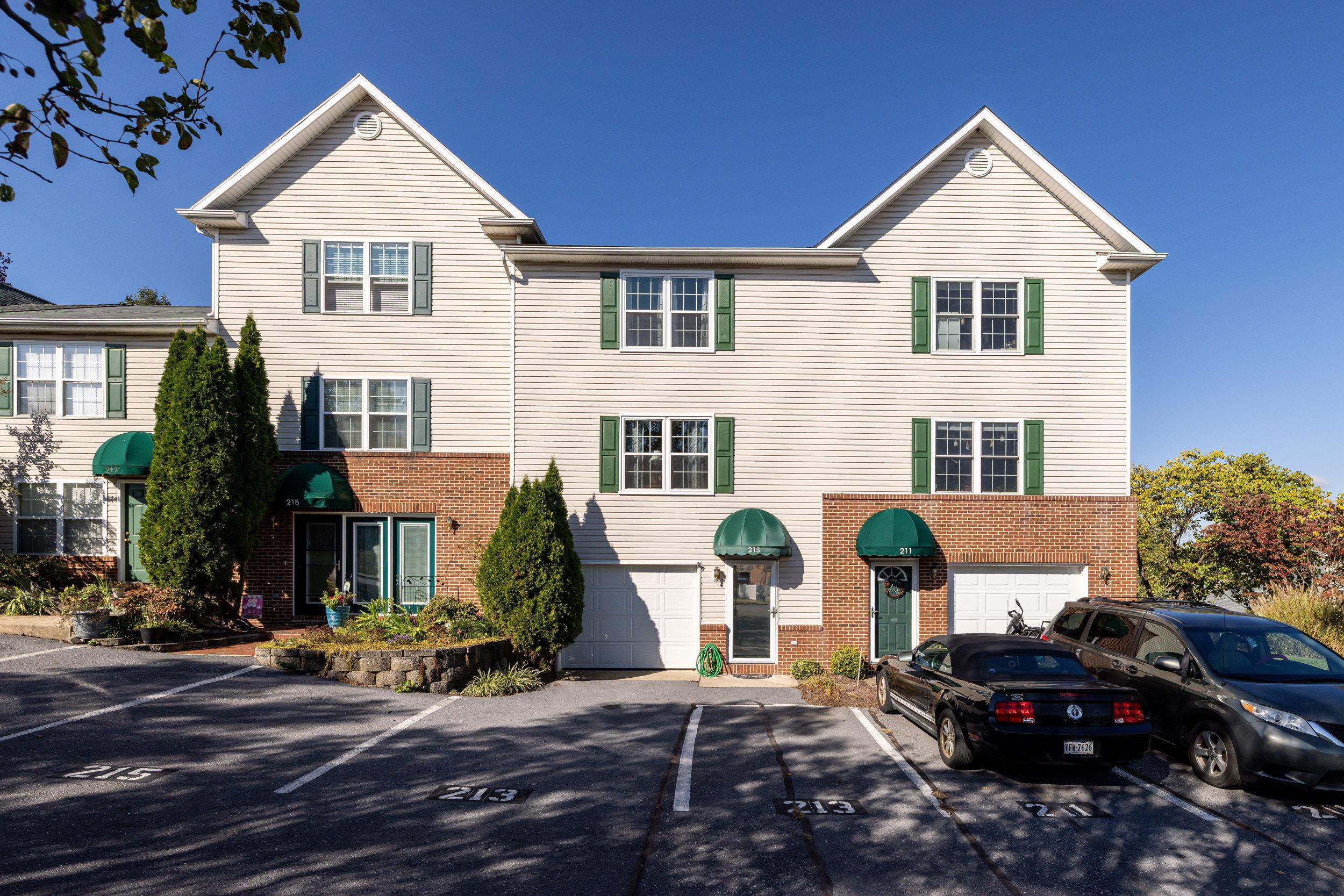 213 EMERSON LN, HARRISONBURG, Virginia 22802, 3 Bedrooms Bedrooms, ,2 BathroomsBathrooms,Residential,213 EMERSON LN,670157 MLS # 670157