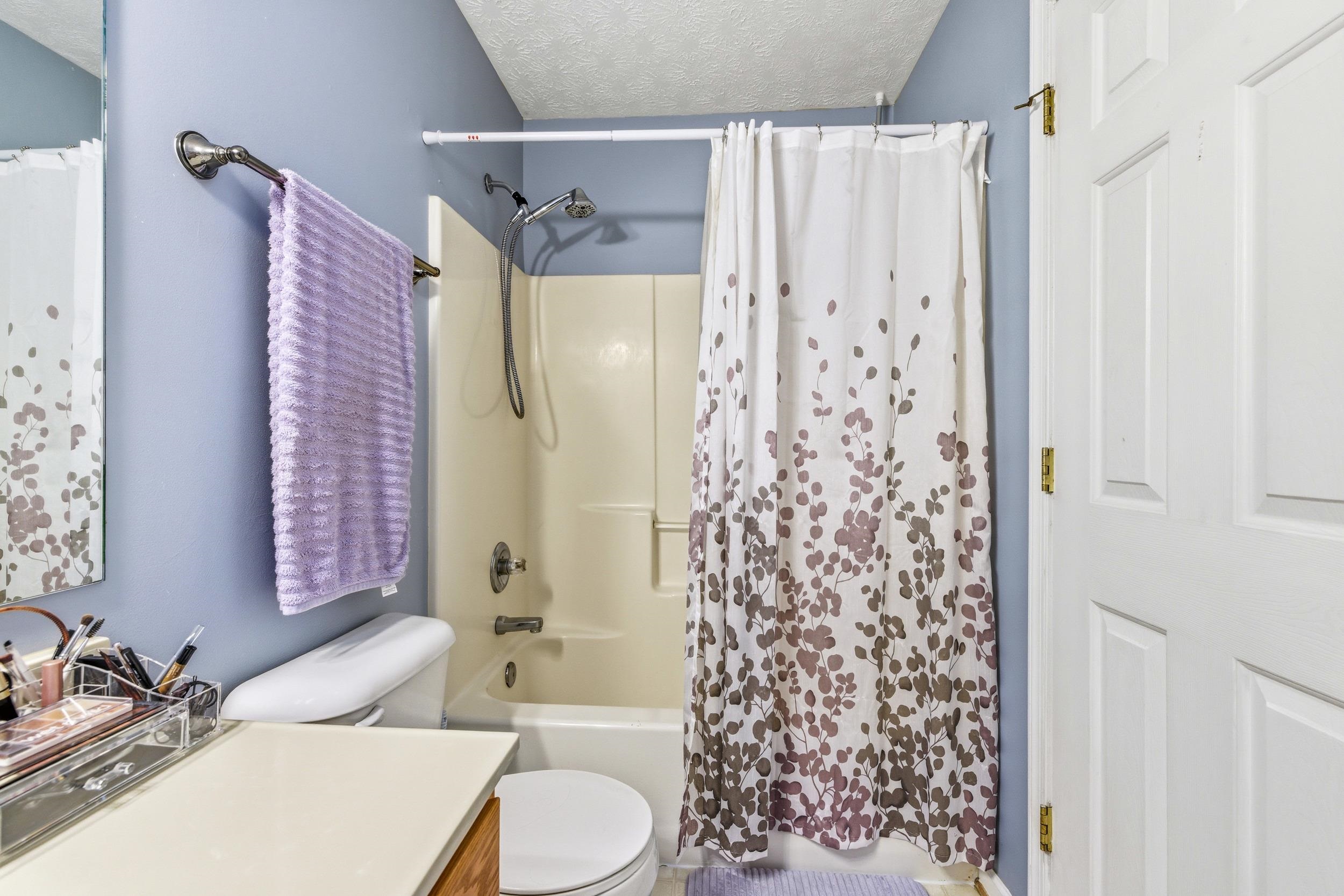 213 EMERSON LN, HARRISONBURG, Virginia 22802, 3 Bedrooms Bedrooms, ,2 BathroomsBathrooms,Residential,213 EMERSON LN,670157 MLS # 670157
