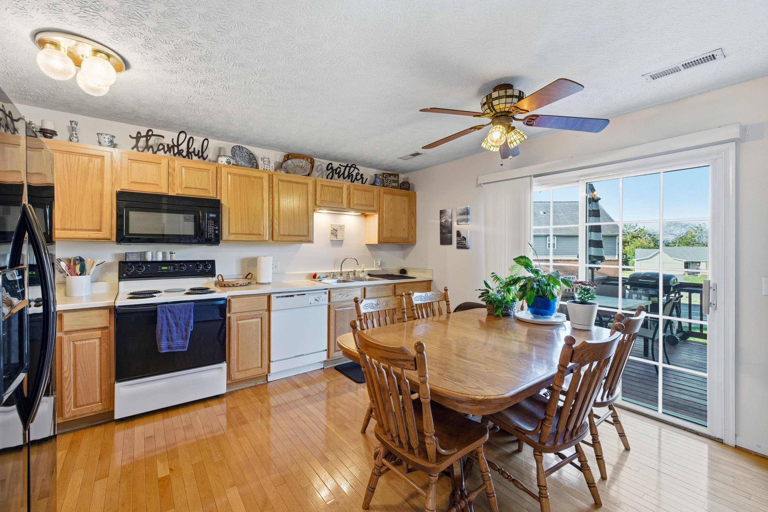 213 EMERSON LN, HARRISONBURG, Virginia 22802, 3 Bedrooms Bedrooms, ,2 BathroomsBathrooms,Residential,213 EMERSON LN,670157 MLS # 670157