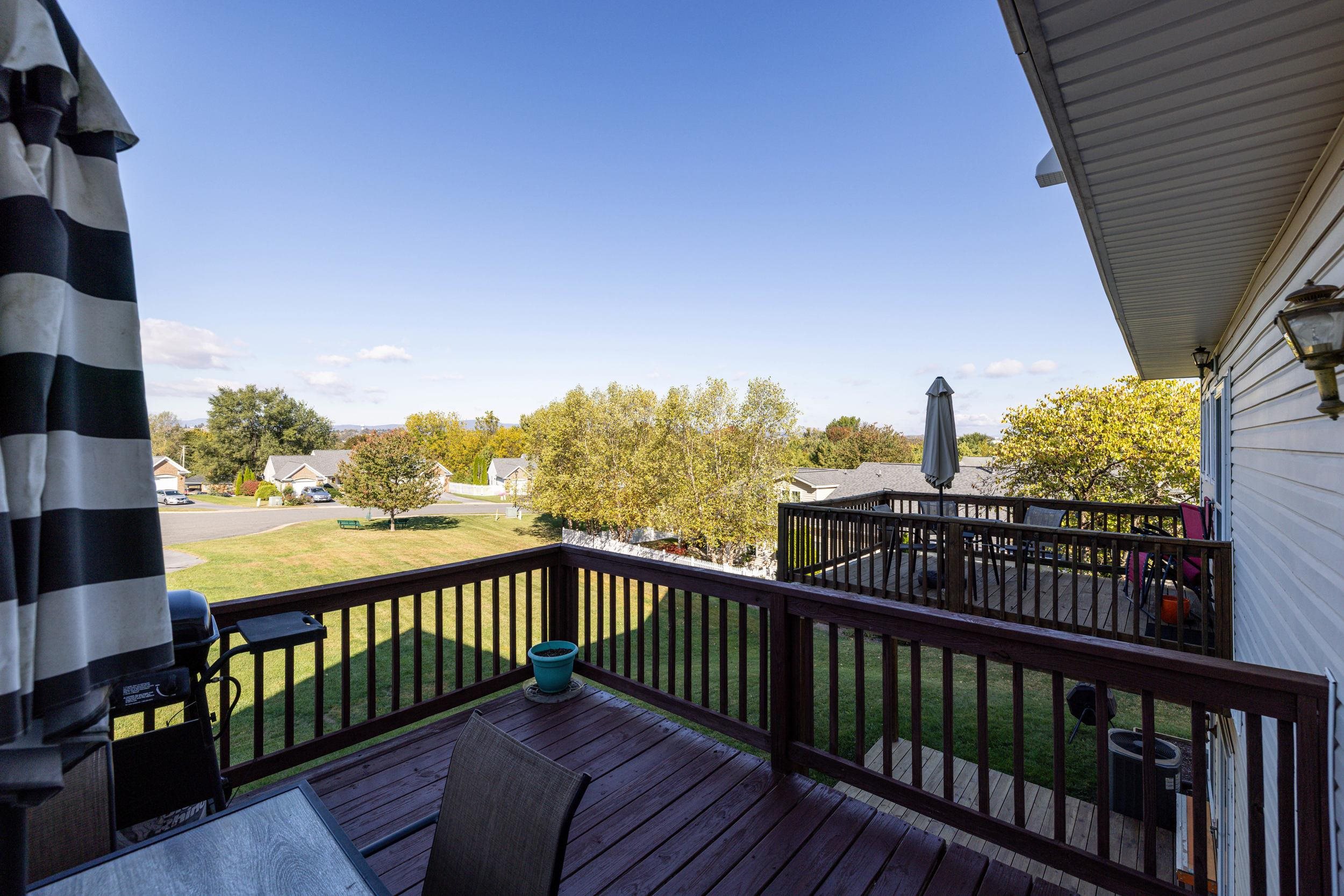 213 EMERSON LN, HARRISONBURG, Virginia 22802, 3 Bedrooms Bedrooms, ,2 BathroomsBathrooms,Residential,213 EMERSON LN,670157 MLS # 670157