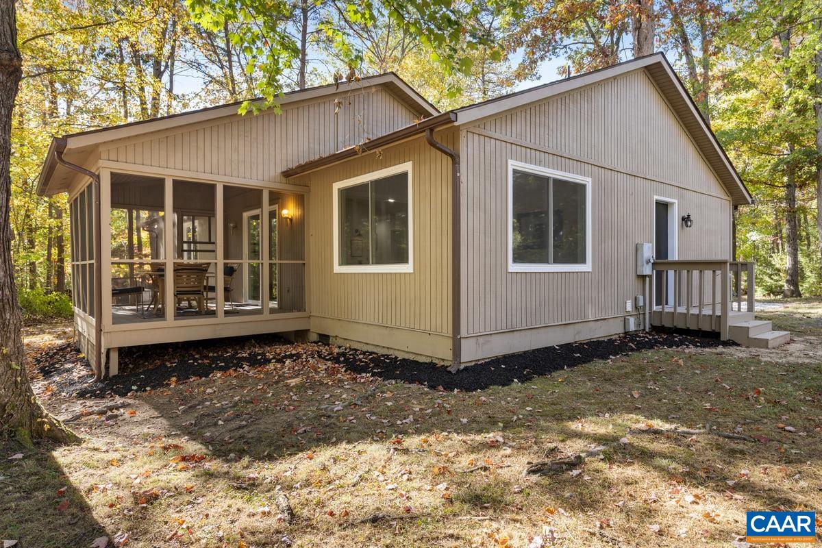 417 ALLEGHANY DR, MCGAHEYSVILLE, Virginia 22840, 3 Bedrooms Bedrooms, ,2 BathroomsBathrooms,Residential,417 ALLEGHANY DR,670169 MLS # 670169