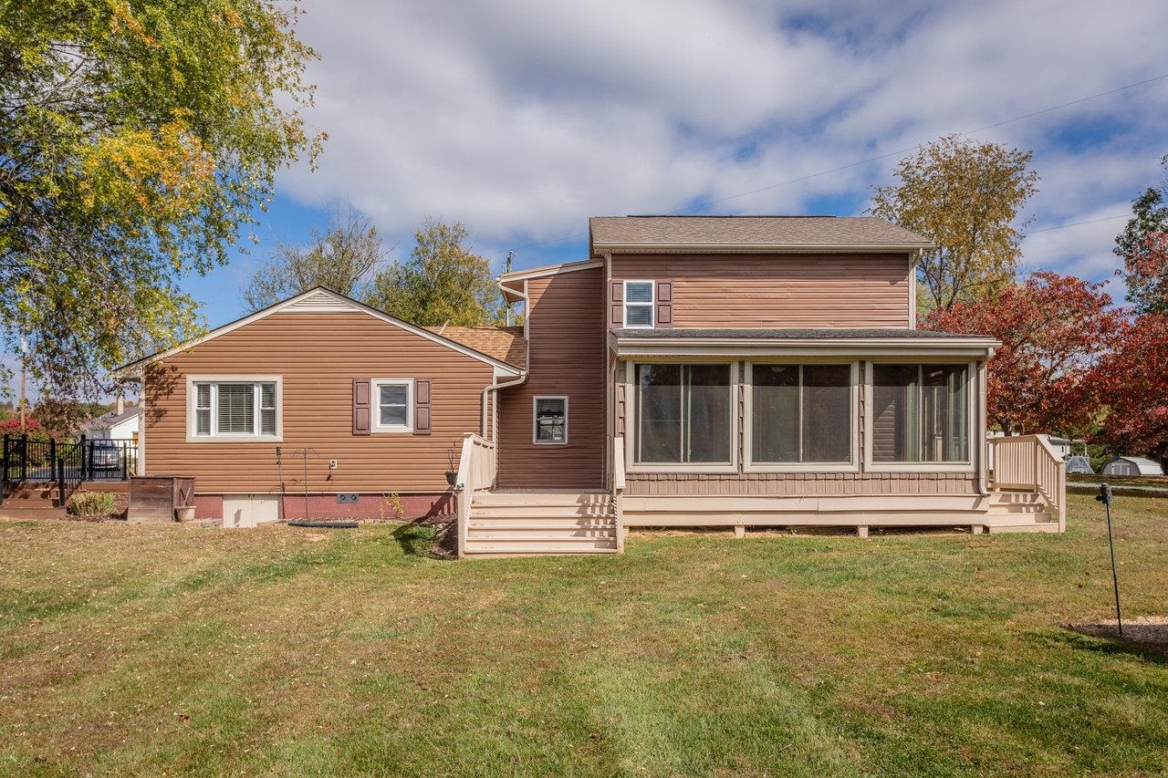 3002 RESORT DR, MCGAHEYSVILLE, Virginia 22840, 4 Bedrooms Bedrooms, ,2 BathroomsBathrooms,Residential,3002 RESORT DR,670170 MLS # 670170