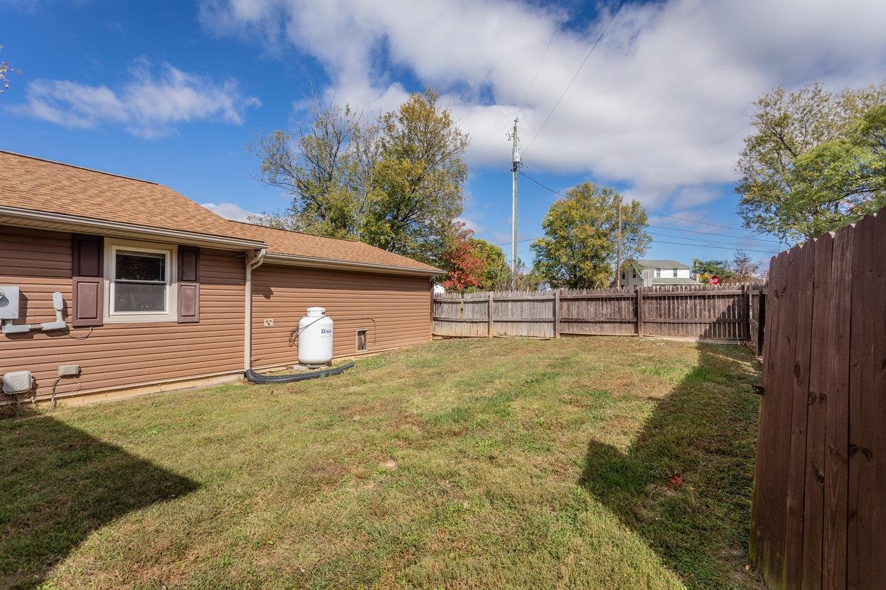 3002 RESORT DR, MCGAHEYSVILLE, Virginia 22840, 4 Bedrooms Bedrooms, ,2 BathroomsBathrooms,Residential,3002 RESORT DR,670170 MLS # 670170