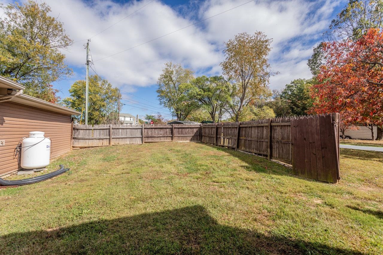 3002 RESORT DR, MCGAHEYSVILLE, Virginia 22840, 4 Bedrooms Bedrooms, ,2 BathroomsBathrooms,Residential,3002 RESORT DR,670170 MLS # 670170
