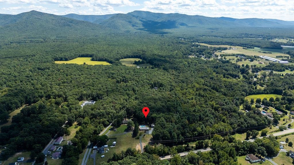 13711 SOUTH EAST SIDE HWY, PORT REPUBLIC, Virginia 24471, 3 Bedrooms Bedrooms, ,2 BathroomsBathrooms,Residential,13711 SOUTH EAST SIDE HWY,670173 MLS # 670173
