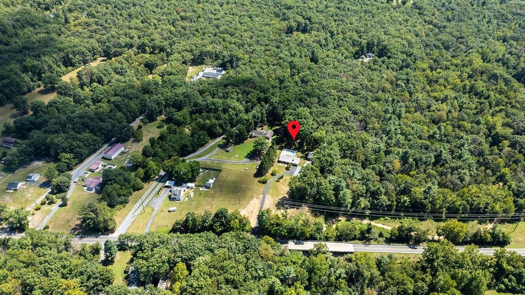13711 SOUTH EAST SIDE HWY, PORT REPUBLIC, Virginia 24471, 3 Bedrooms Bedrooms, ,2 BathroomsBathrooms,Residential,13711 SOUTH EAST SIDE HWY,670173 MLS # 670173