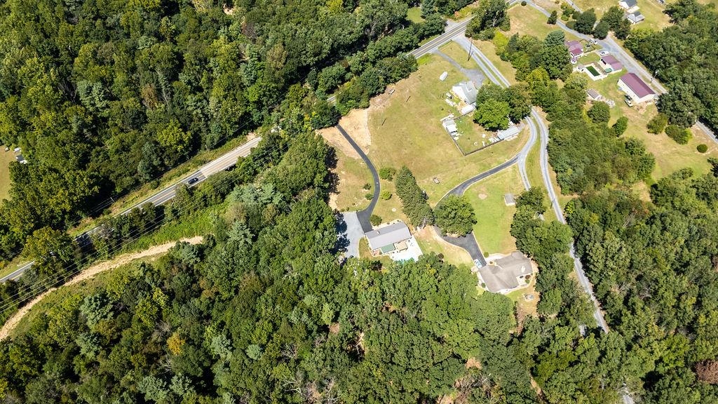 13711 SOUTH EAST SIDE HWY, PORT REPUBLIC, Virginia 24471, 3 Bedrooms Bedrooms, ,2 BathroomsBathrooms,Residential,13711 SOUTH EAST SIDE HWY,670173 MLS # 670173