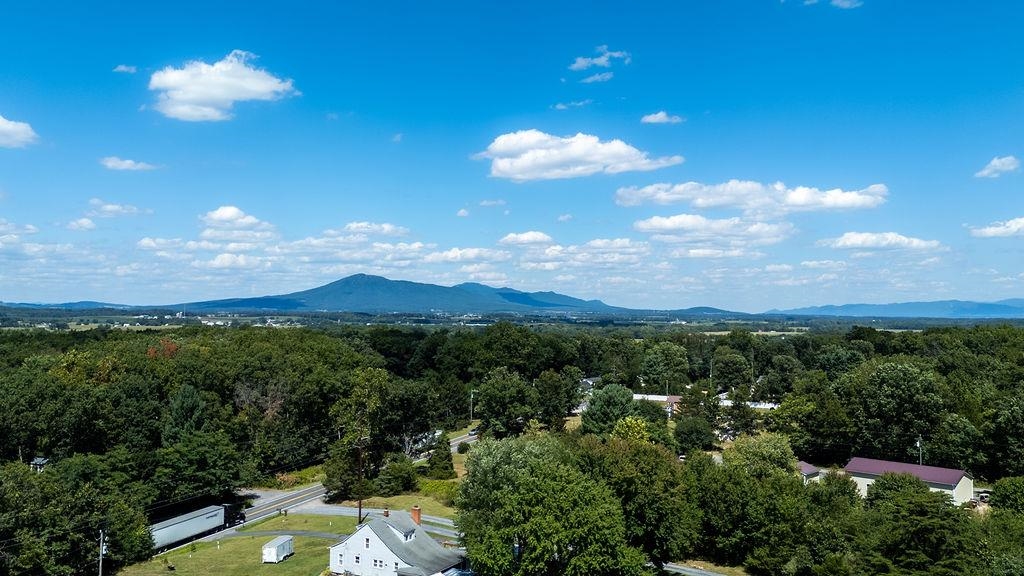 13711 SOUTH EAST SIDE HWY, PORT REPUBLIC, Virginia 24471, 3 Bedrooms Bedrooms, ,2 BathroomsBathrooms,Residential,13711 SOUTH EAST SIDE HWY,670173 MLS # 670173