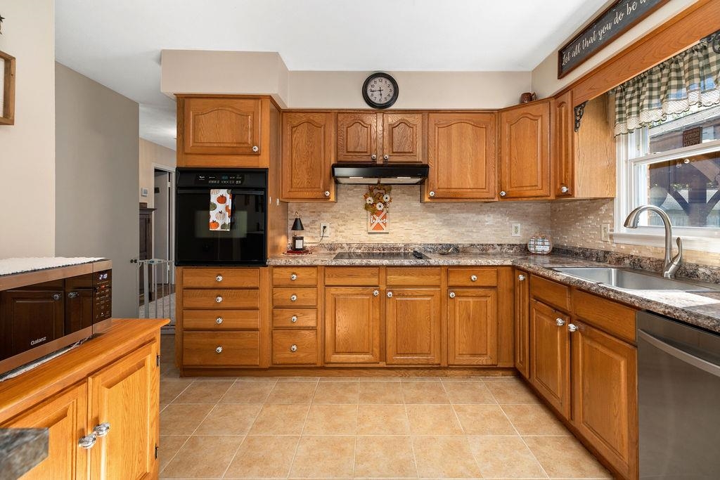 13711 SOUTH EAST SIDE HWY, PORT REPUBLIC, Virginia 24471, 3 Bedrooms Bedrooms, ,2 BathroomsBathrooms,Residential,13711 SOUTH EAST SIDE HWY,670173 MLS # 670173