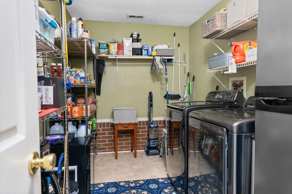 13711 SOUTH EAST SIDE HWY, PORT REPUBLIC, Virginia 24471, 3 Bedrooms Bedrooms, ,2 BathroomsBathrooms,Residential,13711 SOUTH EAST SIDE HWY,670173 MLS # 670173