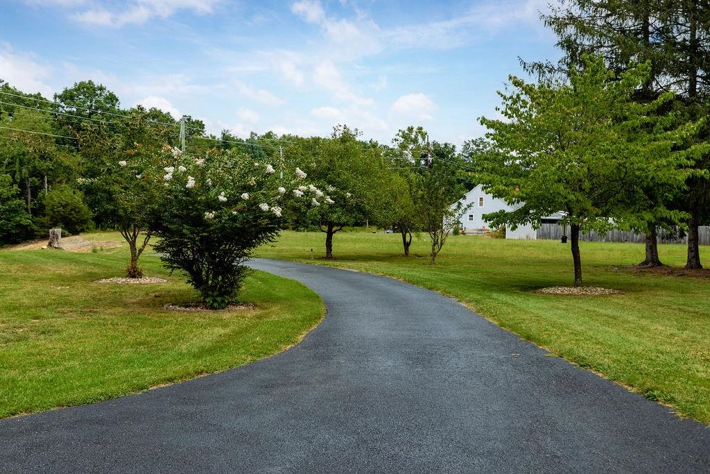 13711 SOUTH EAST SIDE HWY, PORT REPUBLIC, Virginia 24471, 3 Bedrooms Bedrooms, ,2 BathroomsBathrooms,Residential,13711 SOUTH EAST SIDE HWY,670173 MLS # 670173