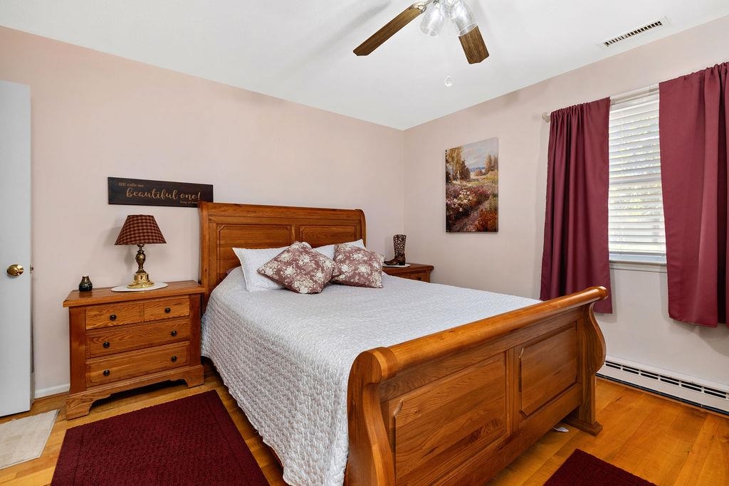 13711 SOUTH EAST SIDE HWY, PORT REPUBLIC, Virginia 24471, 3 Bedrooms Bedrooms, ,2 BathroomsBathrooms,Residential,13711 SOUTH EAST SIDE HWY,670173 MLS # 670173