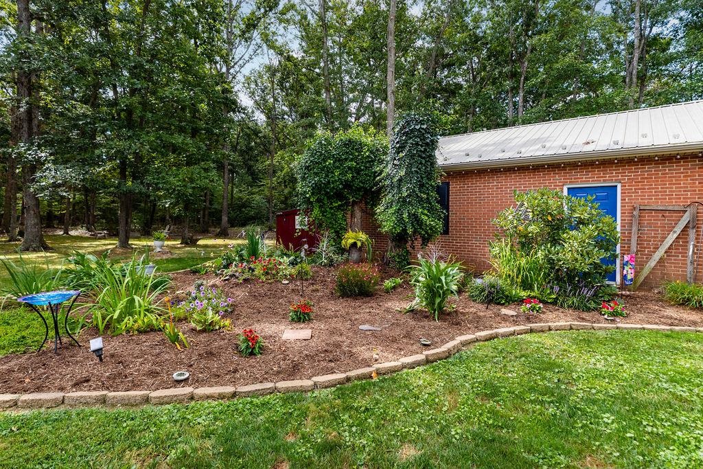 13711 SOUTH EAST SIDE HWY, PORT REPUBLIC, Virginia 24471, 3 Bedrooms Bedrooms, ,2 BathroomsBathrooms,Residential,13711 SOUTH EAST SIDE HWY,670173 MLS # 670173