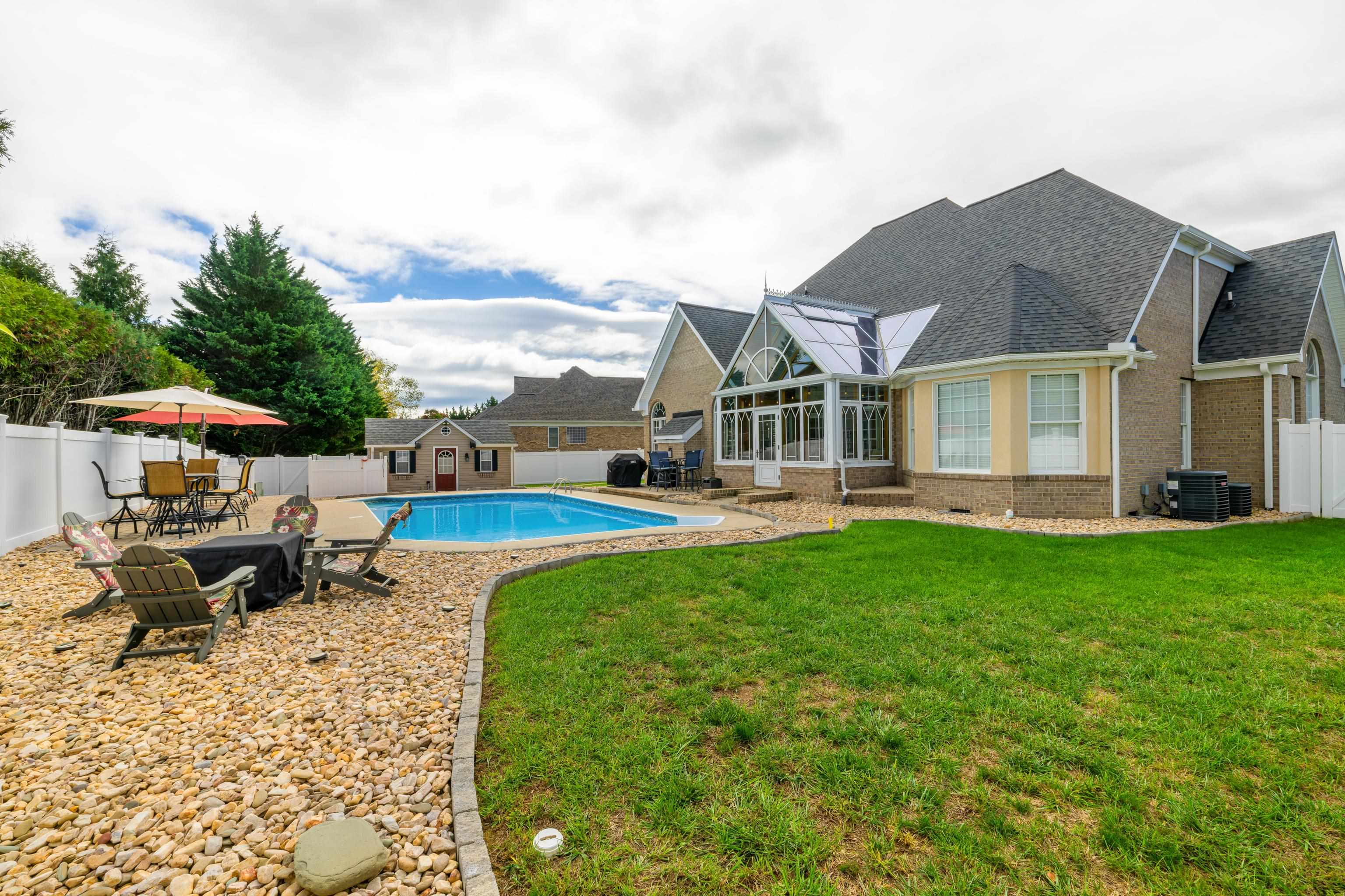 2404 VILLAGE DR, WAYNESBORO, Virginia 22980, 4 Bedrooms Bedrooms, ,3 BathroomsBathrooms,Residential,2404 VILLAGE DR,670174 MLS # 670174