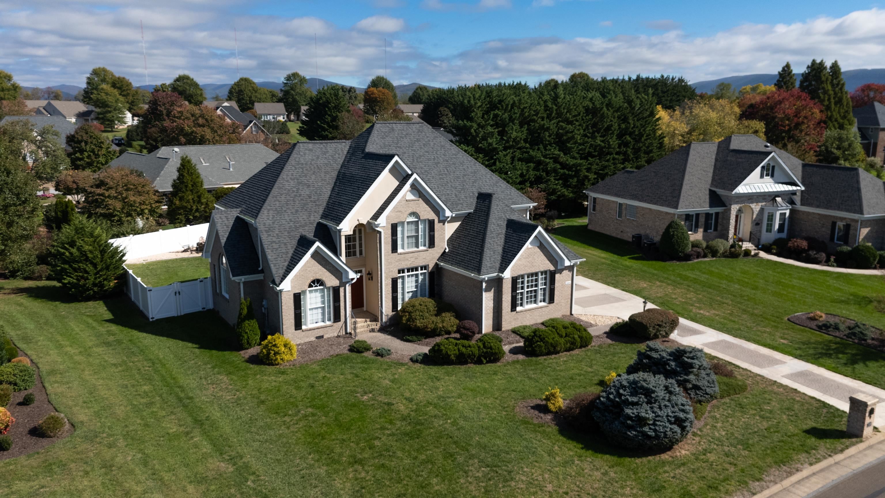 2404 VILLAGE DR, WAYNESBORO, Virginia 22980, 4 Bedrooms Bedrooms, ,3 BathroomsBathrooms,Residential,2404 VILLAGE DR,670174 MLS # 670174