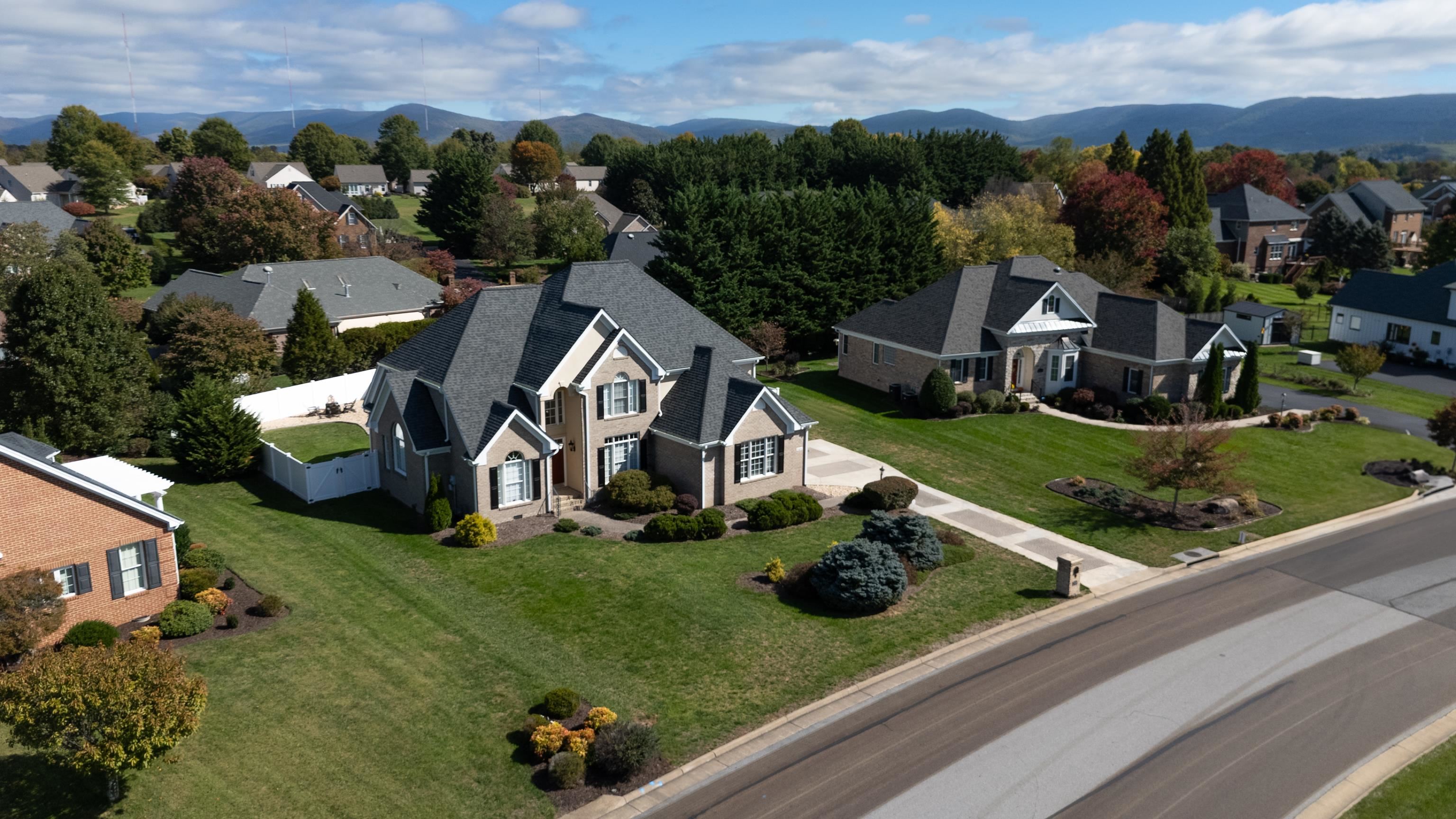 2404 VILLAGE DR, WAYNESBORO, Virginia 22980, 4 Bedrooms Bedrooms, ,3 BathroomsBathrooms,Residential,2404 VILLAGE DR,670174 MLS # 670174