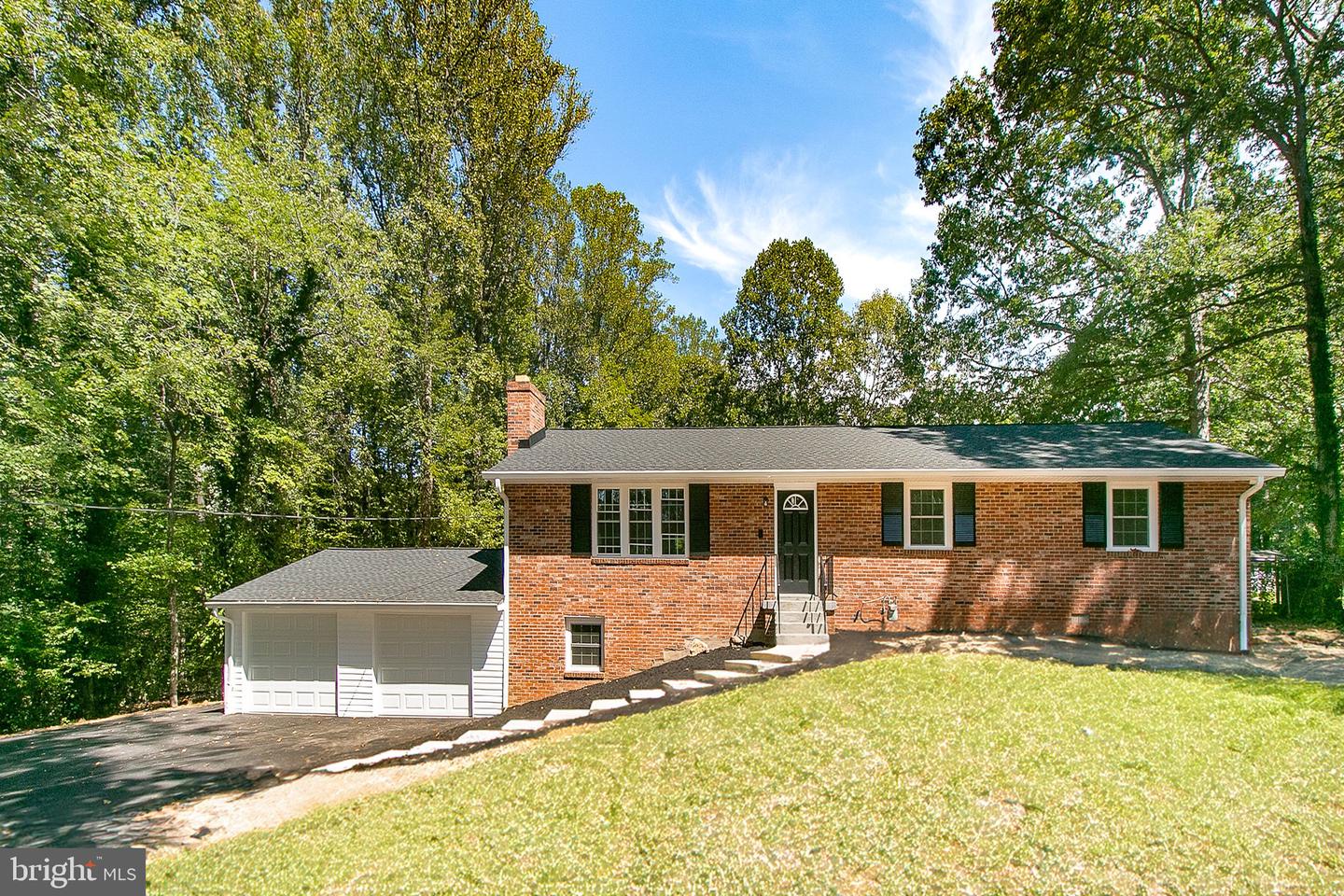 13305 KAHNS RD, MANASSAS, Virginia 20112, 4 Bedrooms Bedrooms, ,3 BathroomsBathrooms,Residential,For sale,13305 KAHNS RD,VAPW2103174 MLS # VAPW2103174