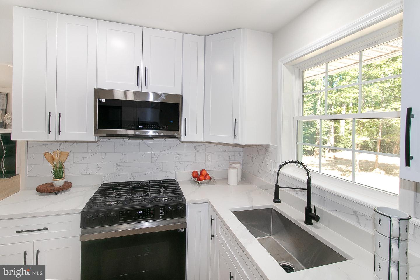 13305 KAHNS RD, MANASSAS, Virginia 20112, 4 Bedrooms Bedrooms, ,3 BathroomsBathrooms,Residential,For sale,13305 KAHNS RD,VAPW2103174 MLS # VAPW2103174