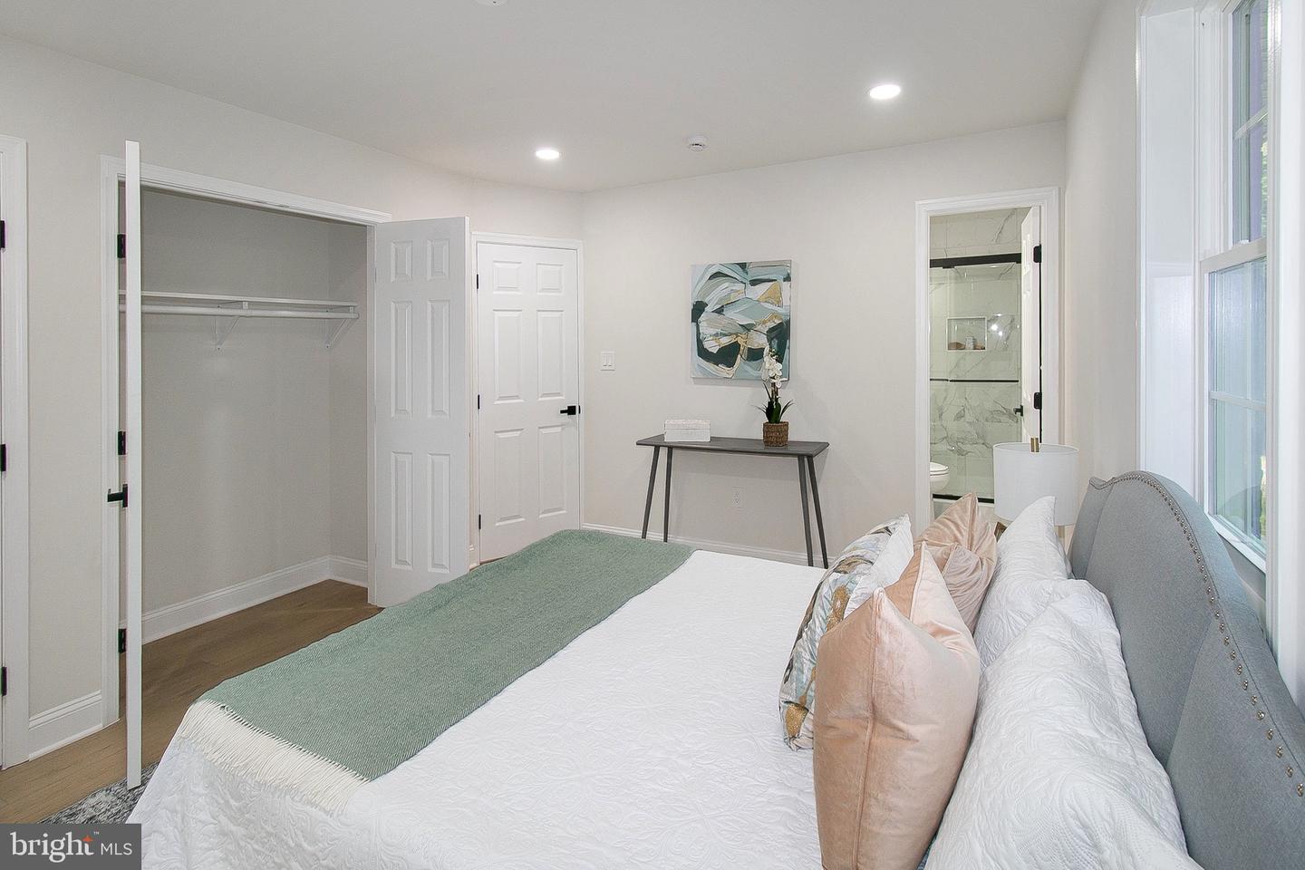 13305 KAHNS RD, MANASSAS, Virginia 20112, 4 Bedrooms Bedrooms, ,3 BathroomsBathrooms,Residential,For sale,13305 KAHNS RD,VAPW2103174 MLS # VAPW2103174