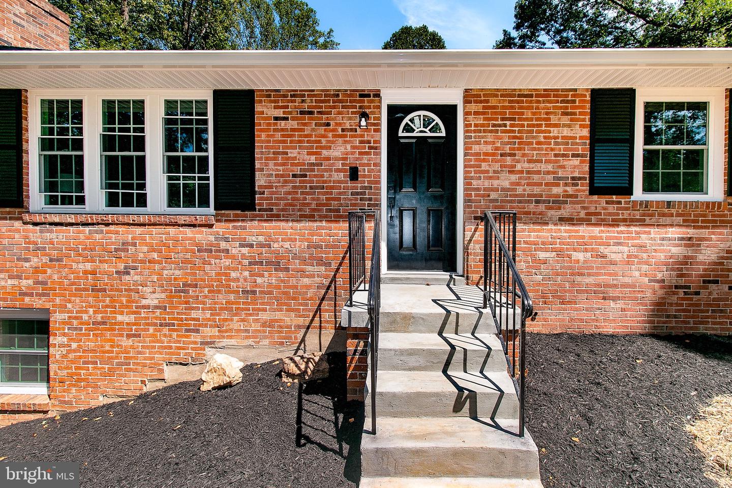13305 KAHNS RD, MANASSAS, Virginia 20112, 4 Bedrooms Bedrooms, ,3 BathroomsBathrooms,Residential,For sale,13305 KAHNS RD,VAPW2103174 MLS # VAPW2103174