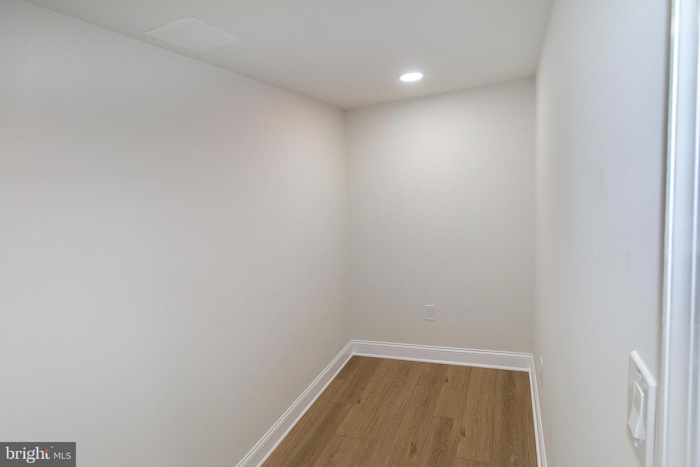 13305 KAHNS RD, MANASSAS, Virginia 20112, 4 Bedrooms Bedrooms, ,3 BathroomsBathrooms,Residential,For sale,13305 KAHNS RD,VAPW2103174 MLS # VAPW2103174