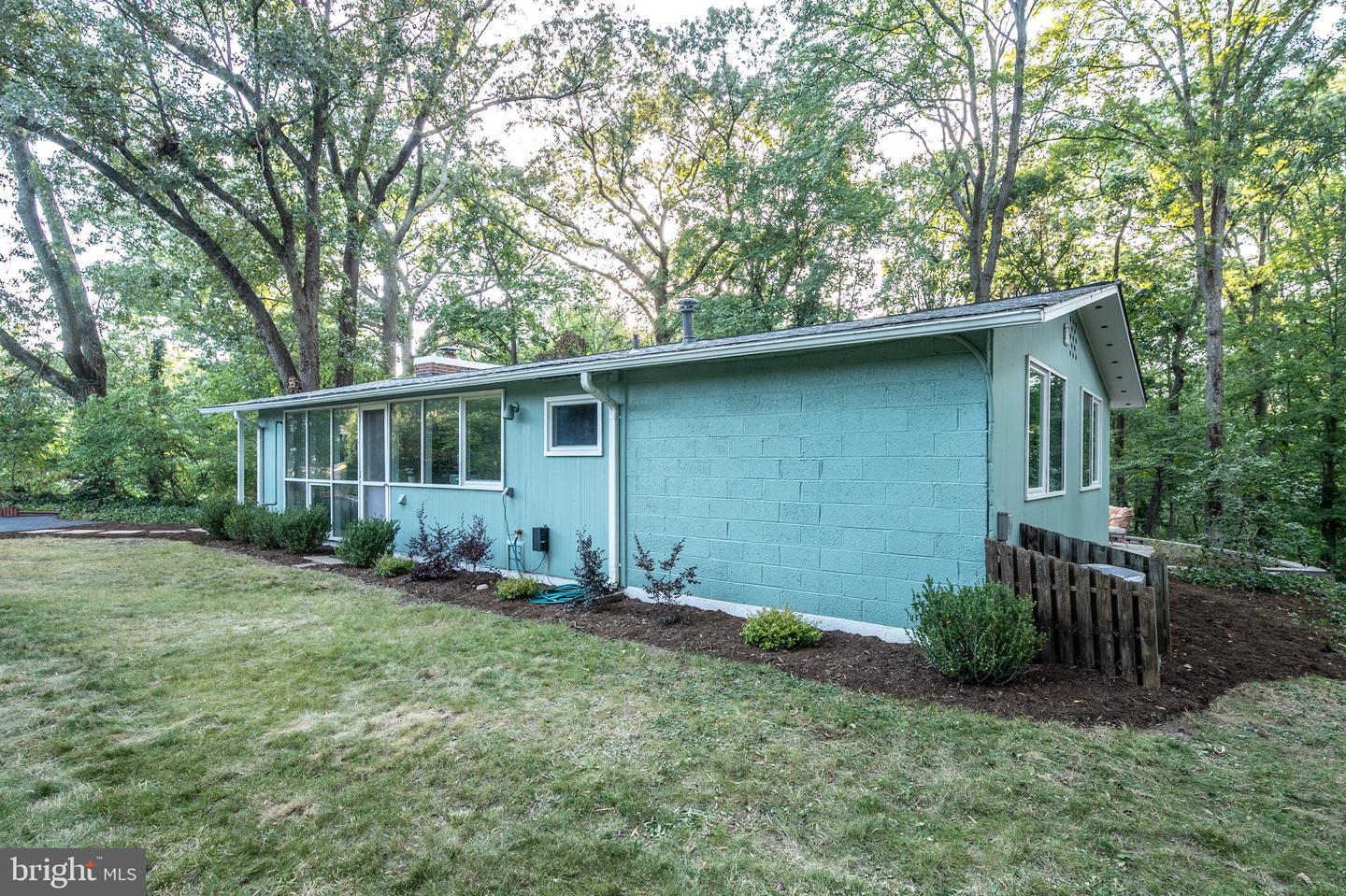 1915 MARTHAS RD, ALEXANDRIA, Virginia 22307, 3 Bedrooms Bedrooms, ,1 BathroomBathrooms,Residential,For sale,1915 MARTHAS RD,VAFX2264774 MLS # VAFX2264774