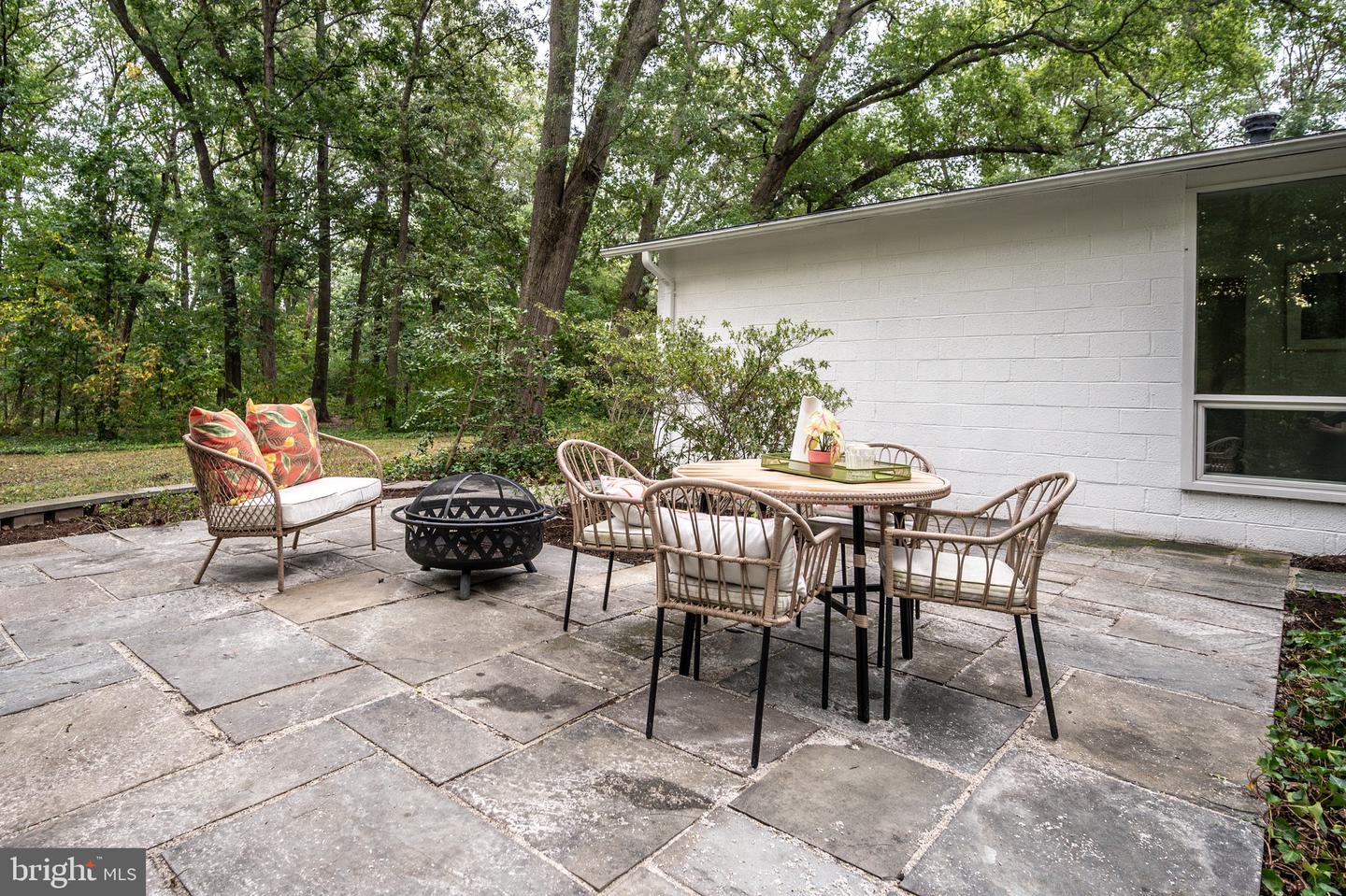1915 MARTHAS RD, ALEXANDRIA, Virginia 22307, 3 Bedrooms Bedrooms, ,1 BathroomBathrooms,Residential,For sale,1915 MARTHAS RD,VAFX2264774 MLS # VAFX2264774