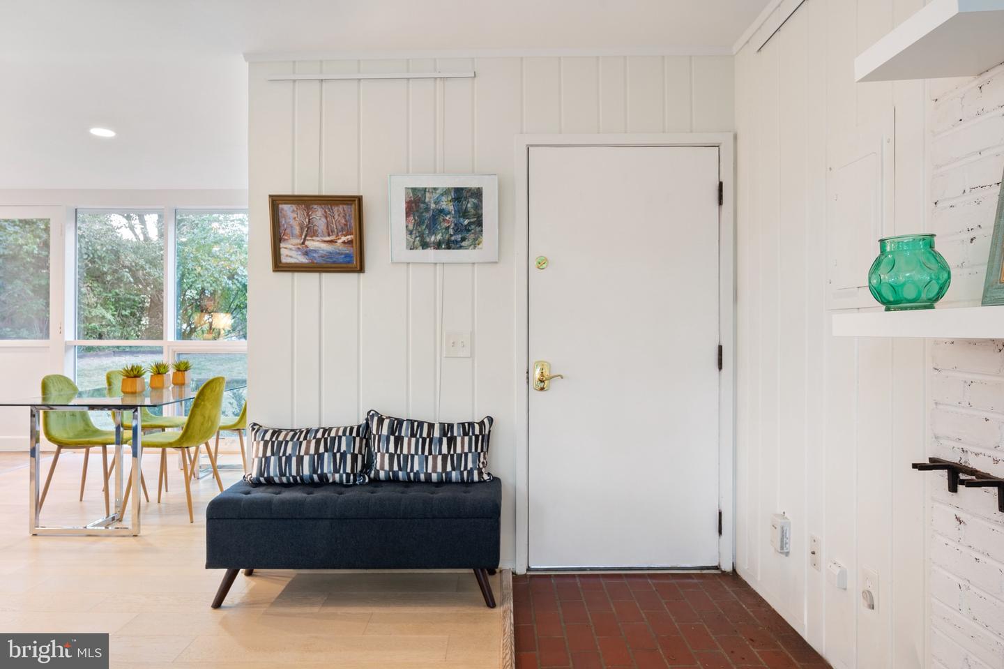 1915 MARTHAS RD, ALEXANDRIA, Virginia 22307, 3 Bedrooms Bedrooms, ,1 BathroomBathrooms,Residential,For sale,1915 MARTHAS RD,VAFX2264774 MLS # VAFX2264774