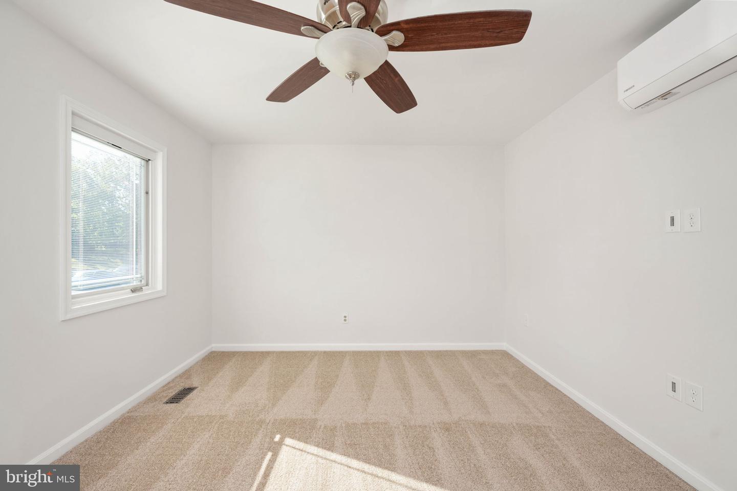 124 JANNEY CT, FREDERICKSBURG, Virginia 22408, 3 Bedrooms Bedrooms, ,1 BathroomBathrooms,Residential,For sale,124 JANNEY CT,VASP2036008 MLS # VASP2036008