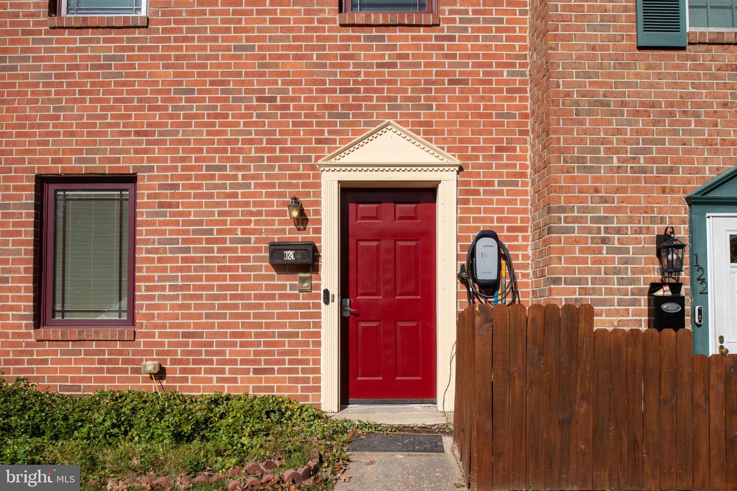 124 JANNEY CT, FREDERICKSBURG, Virginia 22408, 3 Bedrooms Bedrooms, ,1 BathroomBathrooms,Residential,For sale,124 JANNEY CT,VASP2036008 MLS # VASP2036008