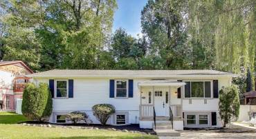 18905 RED OAK LN, TRIANGLE, Virginia 22172, 5 Bedrooms Bedrooms, ,2 BathroomsBathrooms,Residential,For sale,18905 RED OAK LN,VAPW2103430 MLS # VAPW2103430