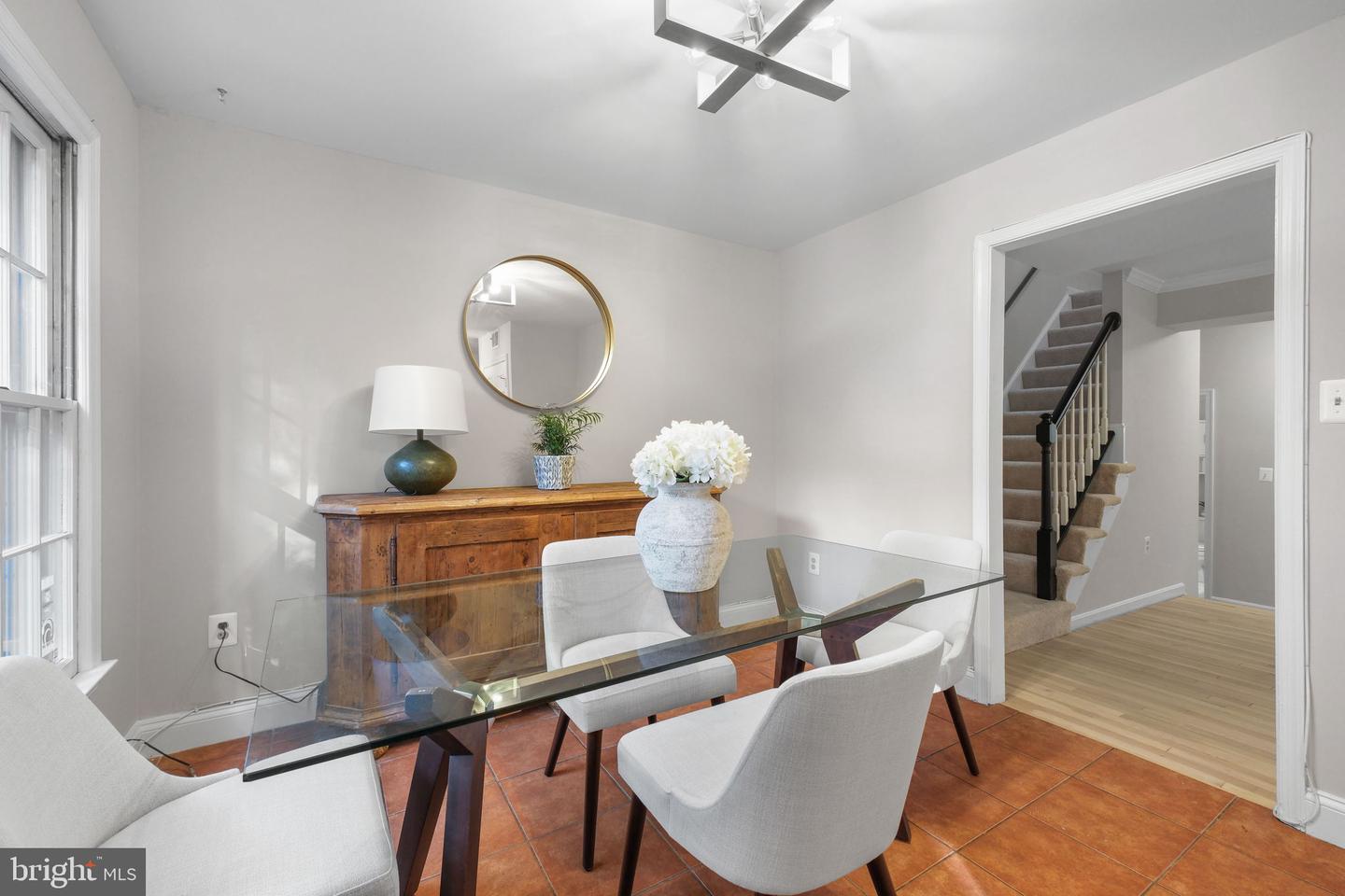 16 S MANCHESTER ST, ARLINGTON, Virginia 22204, 3 Bedrooms Bedrooms, ,2 BathroomsBathrooms,Residential,For sale,16 S MANCHESTER ST,VAAR2063304 MLS # VAAR2063304