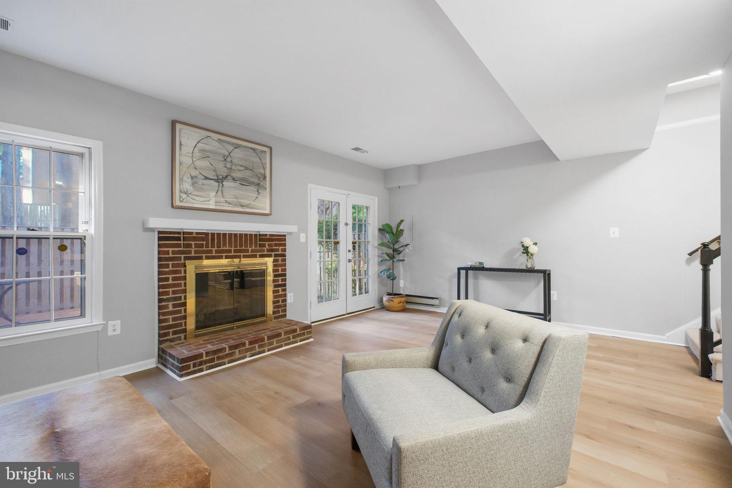 16 S MANCHESTER ST, ARLINGTON, Virginia 22204, 3 Bedrooms Bedrooms, ,2 BathroomsBathrooms,Residential,For sale,16 S MANCHESTER ST,VAAR2063304 MLS # VAAR2063304