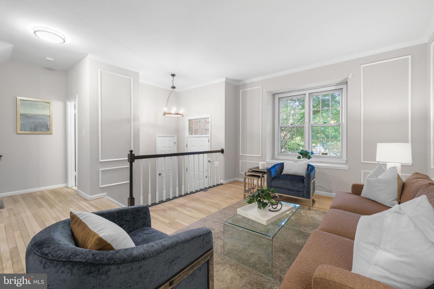 16 S MANCHESTER ST, ARLINGTON, Virginia 22204, 3 Bedrooms Bedrooms, ,2 BathroomsBathrooms,Residential,For sale,16 S MANCHESTER ST,VAAR2063304 MLS # VAAR2063304