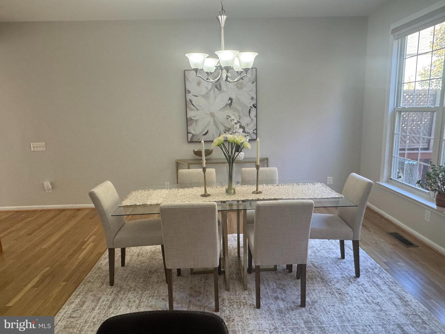 6193 MANCHESTER PARK CIR, ALEXANDRIA, Virginia 22310, 3 Bedrooms Bedrooms, ,3 BathroomsBathrooms,Residential,For sale,6193 MANCHESTER PARK CIR,VAFX2265796 MLS # VAFX2265796