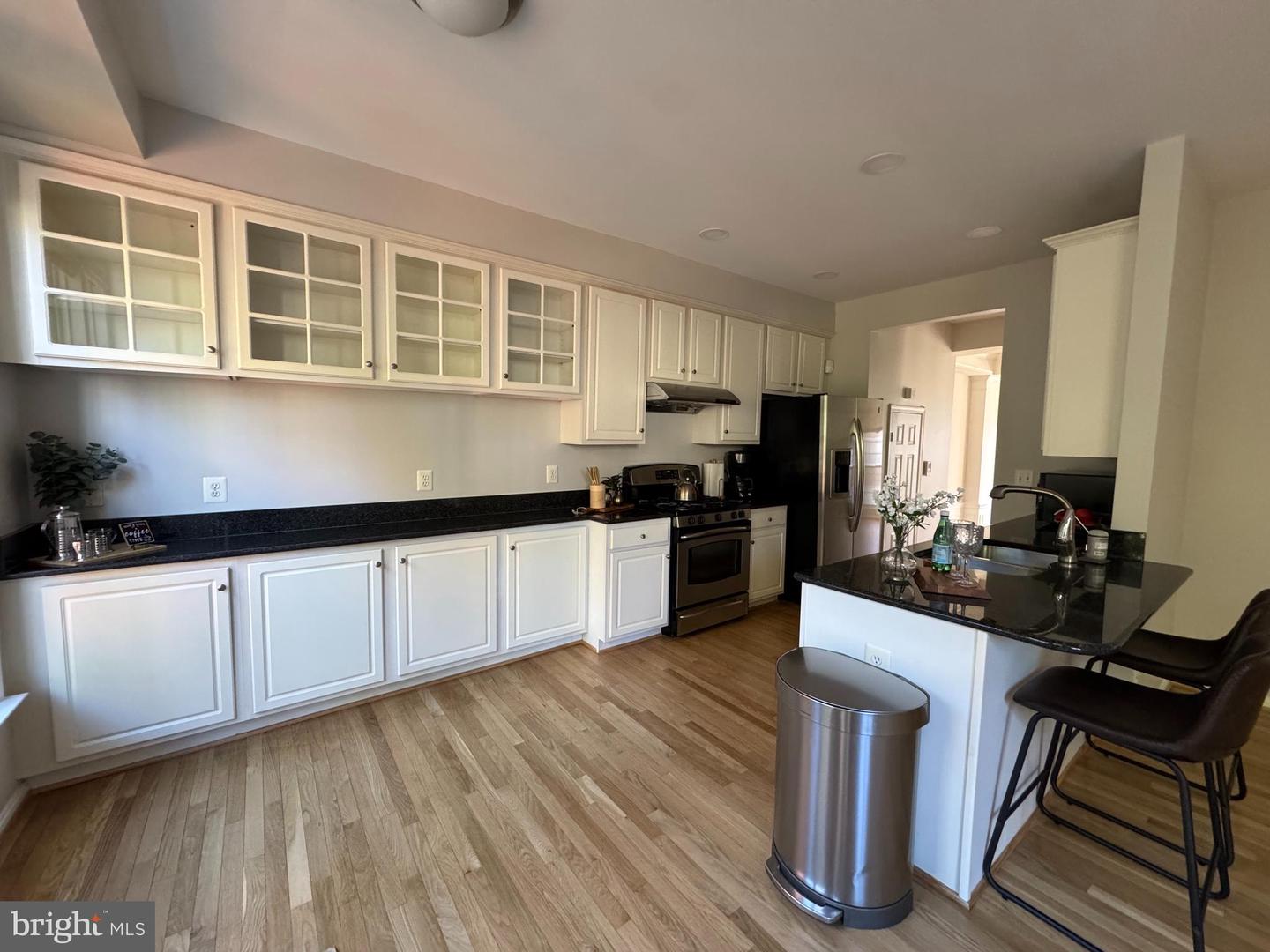 6193 MANCHESTER PARK CIR, ALEXANDRIA, Virginia 22310, 3 Bedrooms Bedrooms, ,3 BathroomsBathrooms,Residential,For sale,6193 MANCHESTER PARK CIR,VAFX2265796 MLS # VAFX2265796