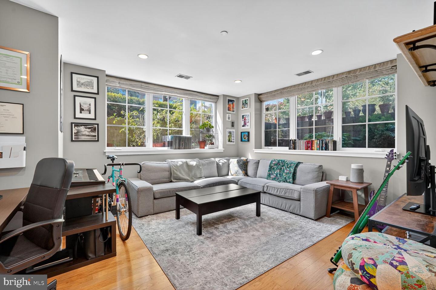 150 V ST NW #VL02, WASHINGTON, District Of Columbia 20001, 2 Bedrooms Bedrooms, ,1 BathroomBathrooms,Residential,For sale,150 V ST NW #VL02,DCDC2221502 MLS # DCDC2221502
