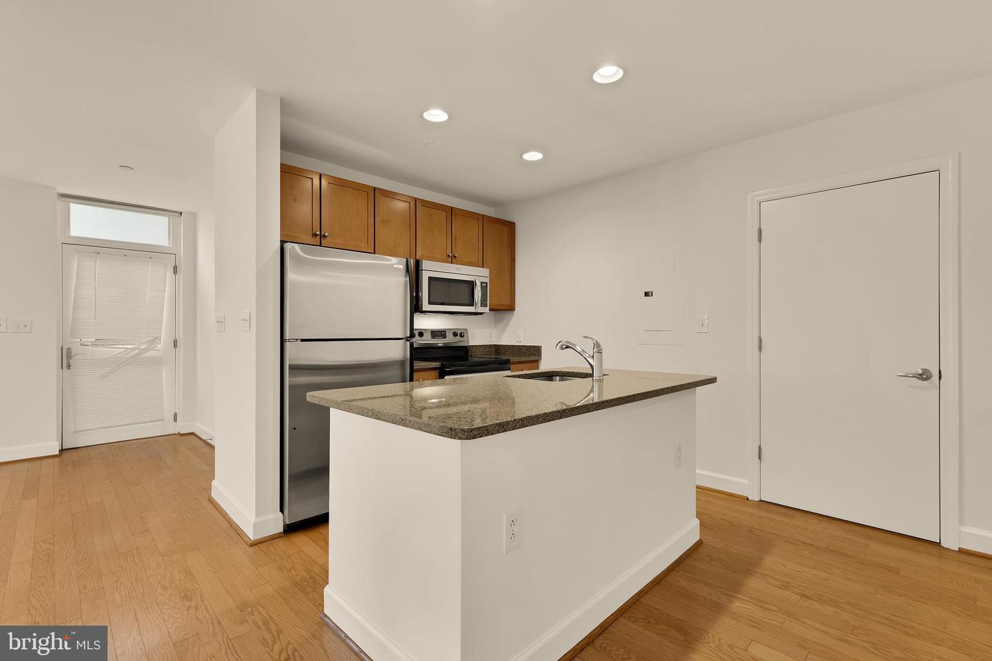 150 V ST NW #VL02, WASHINGTON, District Of Columbia 20001, 2 Bedrooms Bedrooms, ,1 BathroomBathrooms,Residential,For sale,150 V ST NW #VL02,DCDC2221502 MLS # DCDC2221502