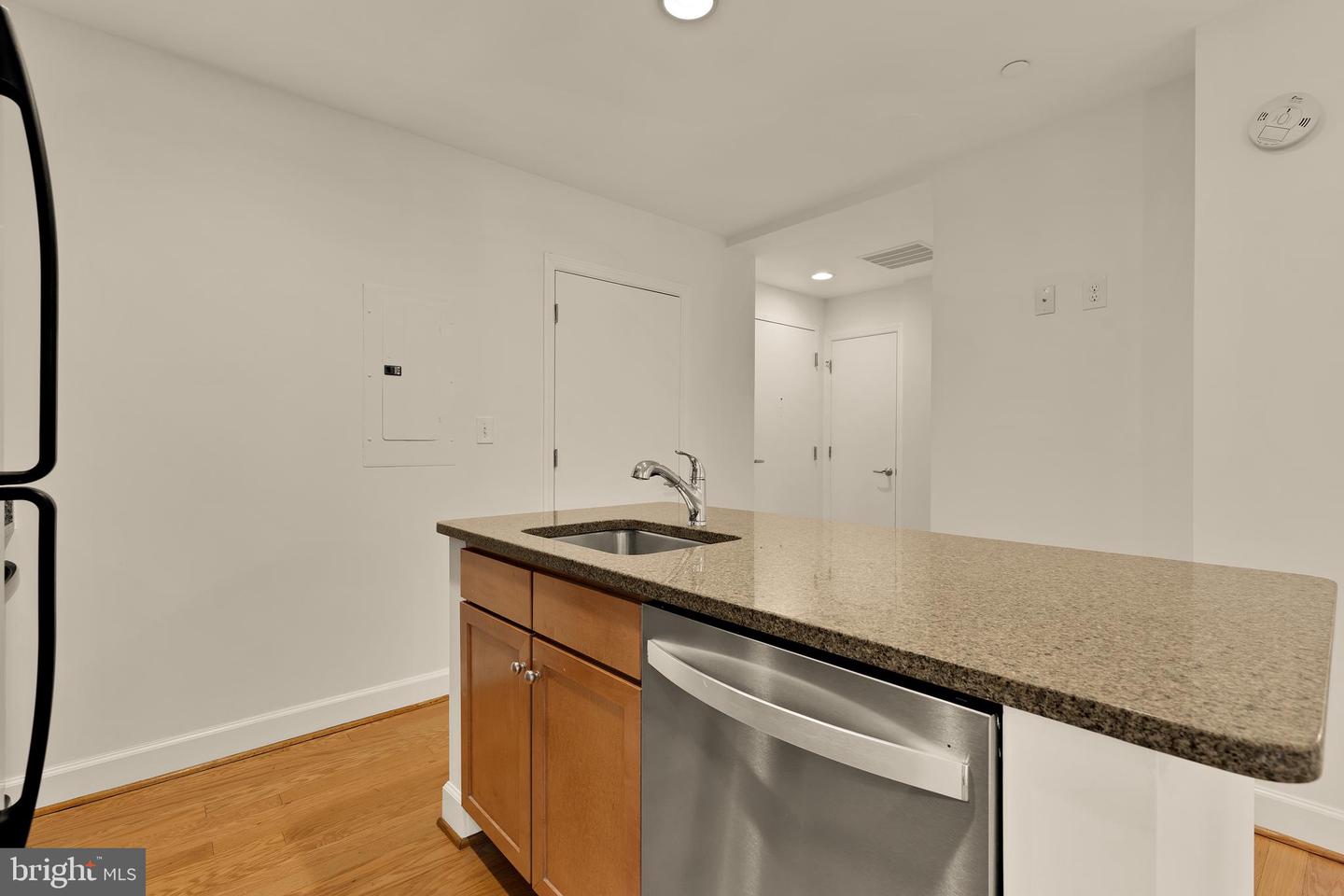 150 V ST NW #VL02, WASHINGTON, District Of Columbia 20001, 2 Bedrooms Bedrooms, ,1 BathroomBathrooms,Residential,For sale,150 V ST NW #VL02,DCDC2221502 MLS # DCDC2221502