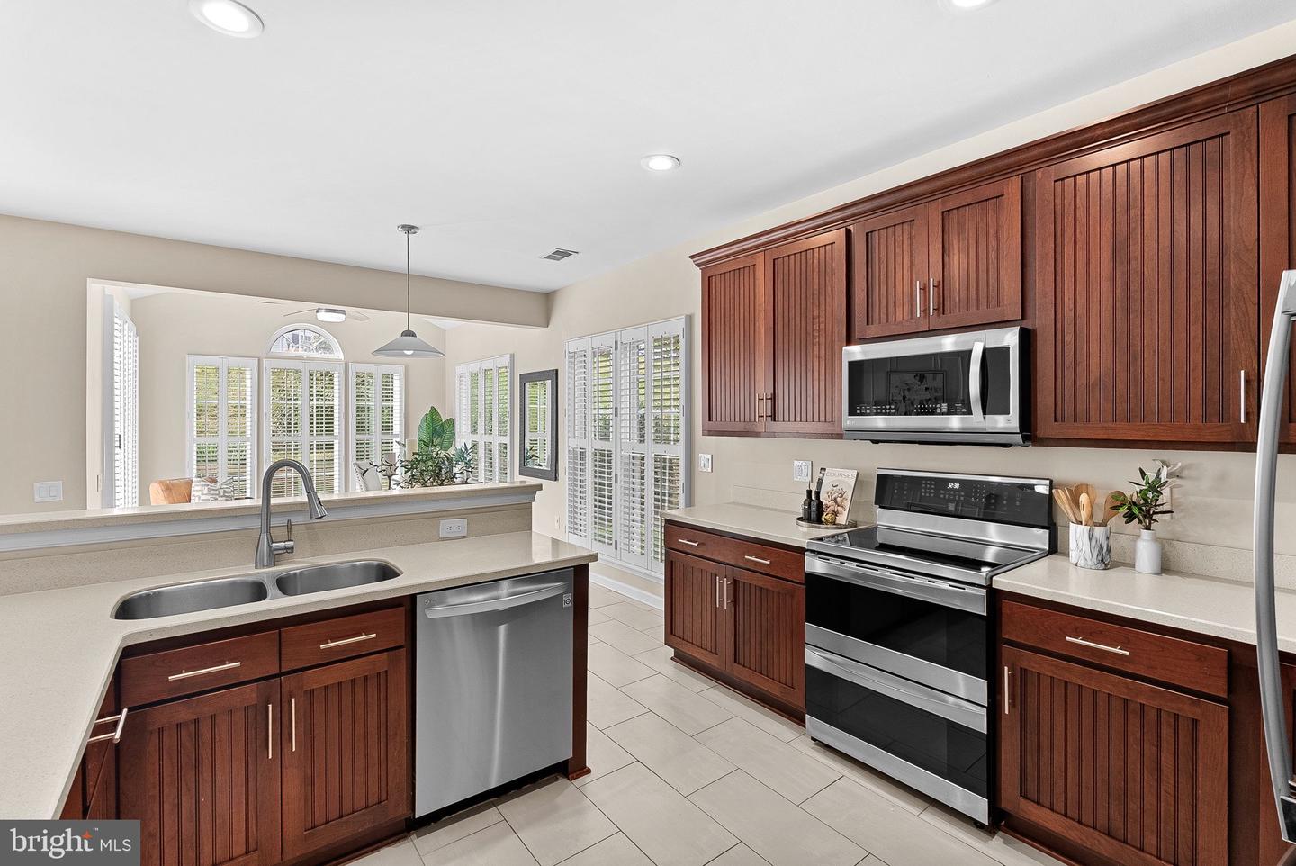 1853 FAVERSHAM WAY, WOODBRIDGE, Virginia 22192, 2 Bedrooms Bedrooms, 12 Rooms Rooms,2 BathroomsBathrooms,Residential,For sale,1853 FAVERSHAM WAY,VAPW2103748 MLS # VAPW2103748