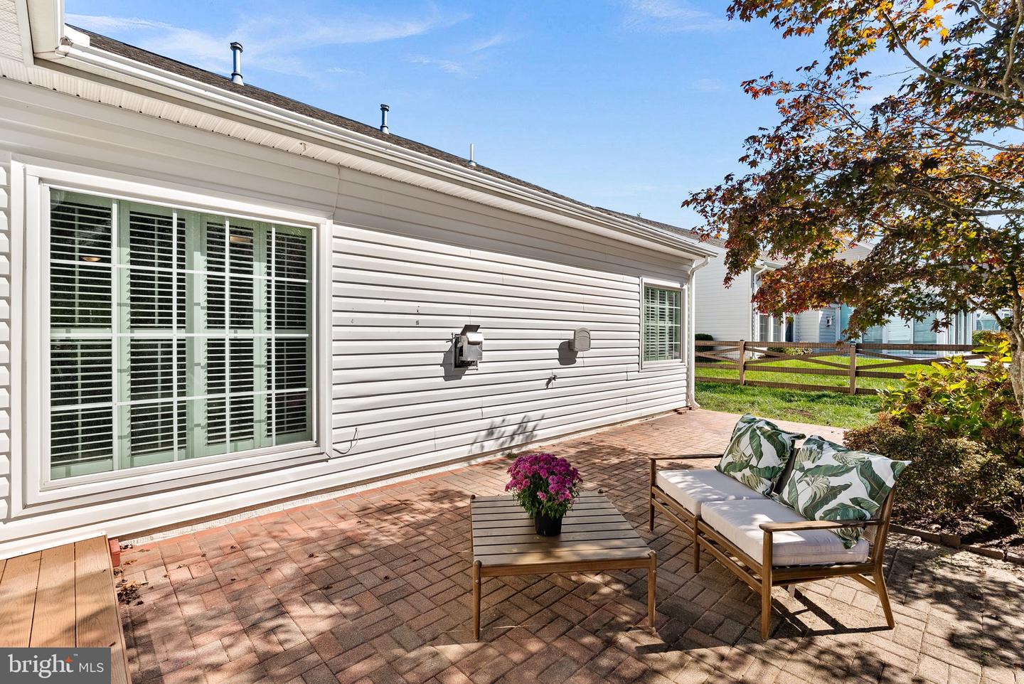 1853 FAVERSHAM WAY, WOODBRIDGE, Virginia 22192, 2 Bedrooms Bedrooms, 12 Rooms Rooms,2 BathroomsBathrooms,Residential,For sale,1853 FAVERSHAM WAY,VAPW2103748 MLS # VAPW2103748