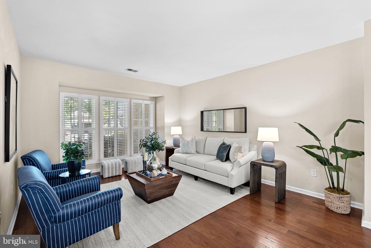1853 FAVERSHAM WAY, WOODBRIDGE, Virginia 22192, 2 Bedrooms Bedrooms, 12 Rooms Rooms,2 BathroomsBathrooms,Residential,For sale,1853 FAVERSHAM WAY,VAPW2103748 MLS # VAPW2103748