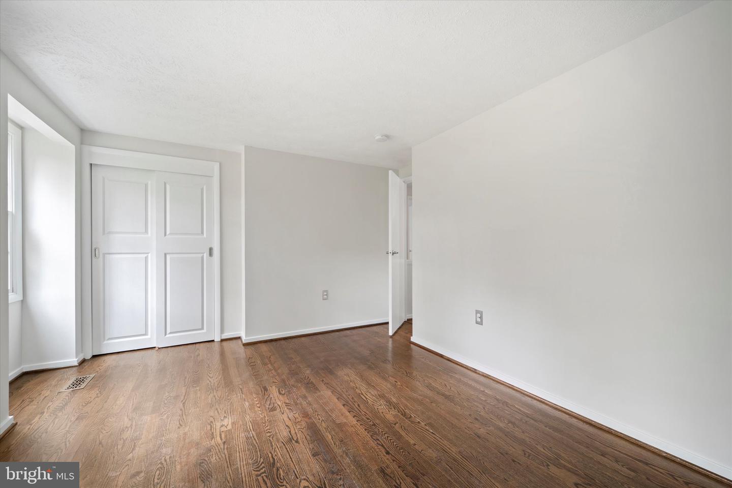 2657 CHISWELL PL, HERNDON, Virginia 20171, 5 Bedrooms Bedrooms, ,2 BathroomsBathrooms,Residential,For sale,2657 CHISWELL PL,VAFX2266432 MLS # VAFX2266432