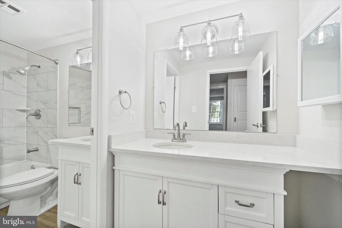 2657 CHISWELL PL, HERNDON, Virginia 20171, 5 Bedrooms Bedrooms, ,2 BathroomsBathrooms,Residential,For sale,2657 CHISWELL PL,VAFX2266432 MLS # VAFX2266432