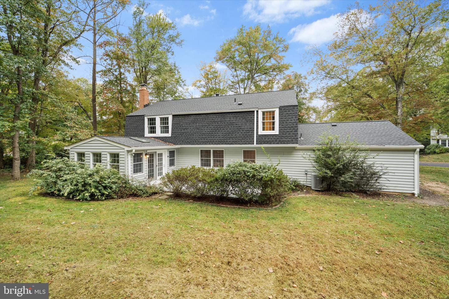 2657 CHISWELL PL, HERNDON, Virginia 20171, 5 Bedrooms Bedrooms, ,2 BathroomsBathrooms,Residential,For sale,2657 CHISWELL PL,VAFX2266432 MLS # VAFX2266432