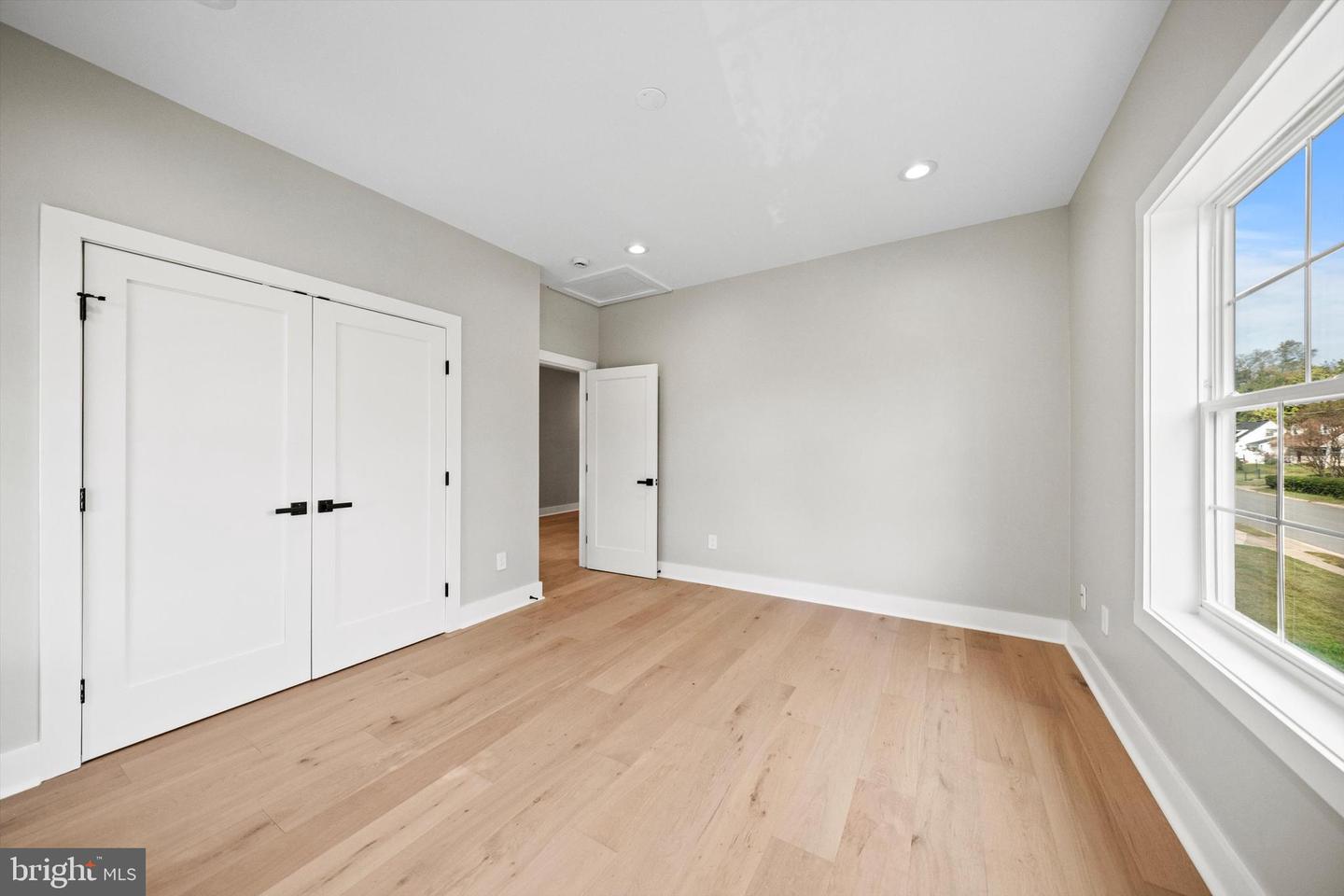 6934 COLUMBIA DR, ALEXANDRIA, Virginia 22307, 4 Bedrooms Bedrooms, ,4 BathroomsBathrooms,Residential,For sale,6934 COLUMBIA DR,VAFX2266502 MLS # VAFX2266502