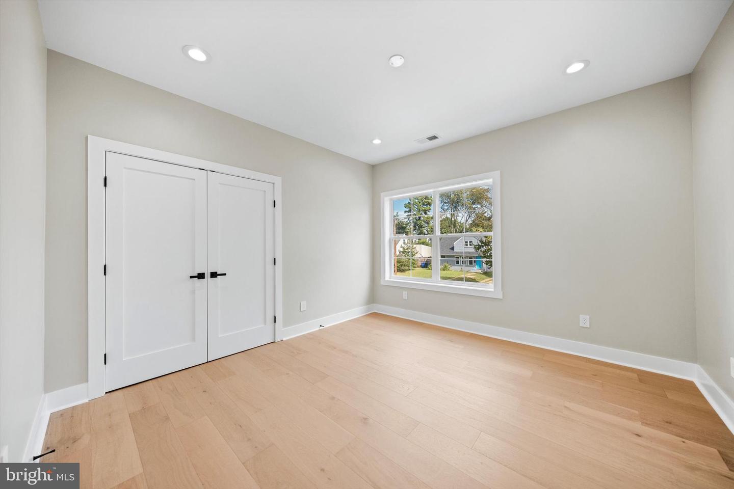 6934 COLUMBIA DR, ALEXANDRIA, Virginia 22307, 4 Bedrooms Bedrooms, ,4 BathroomsBathrooms,Residential,For sale,6934 COLUMBIA DR,VAFX2266502 MLS # VAFX2266502