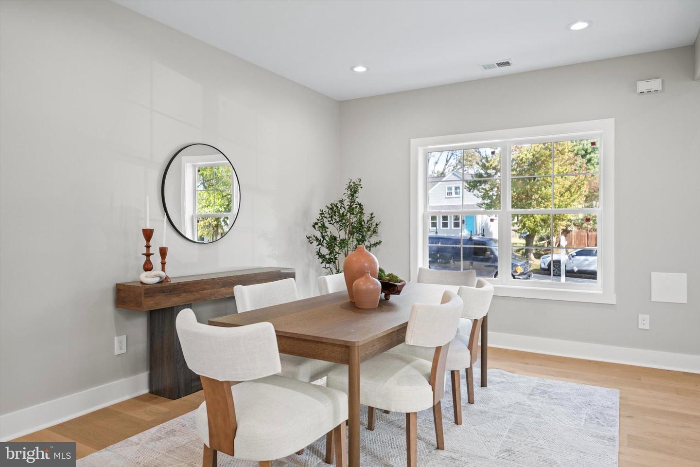6934 COLUMBIA DR, ALEXANDRIA, Virginia 22307, 4 Bedrooms Bedrooms, ,4 BathroomsBathrooms,Residential,For sale,6934 COLUMBIA DR,VAFX2266502 MLS # VAFX2266502