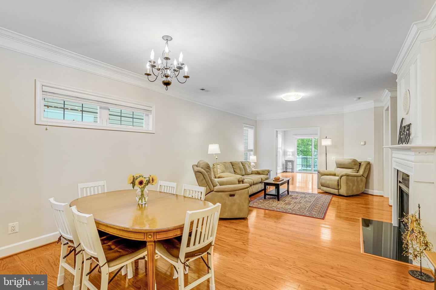 8965 YELLOW DAISY PL, LORTON, Virginia 22079, 3 Bedrooms Bedrooms, ,3 BathroomsBathrooms,Residential,For sale,8965 YELLOW DAISY PL,VAFX2267932 MLS # VAFX2267932