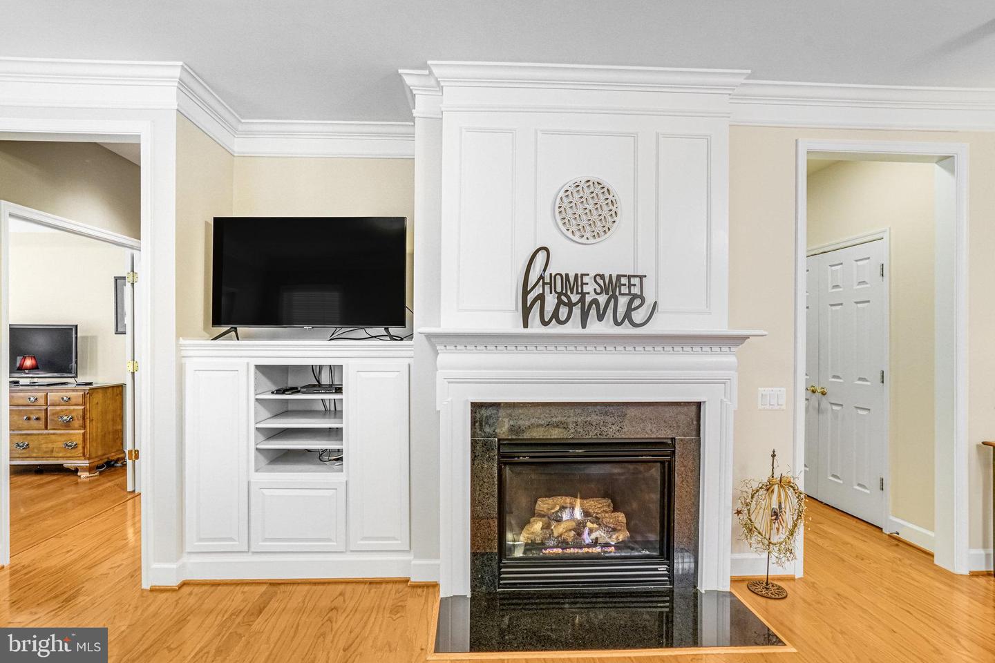8965 YELLOW DAISY PL, LORTON, Virginia 22079, 3 Bedrooms Bedrooms, ,3 BathroomsBathrooms,Residential,For sale,8965 YELLOW DAISY PL,VAFX2267932 MLS # VAFX2267932